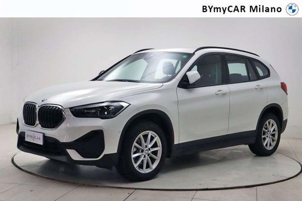 BMW X1 sDrive18d Advantage 110 kW image number 1