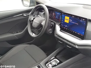 Car image 40