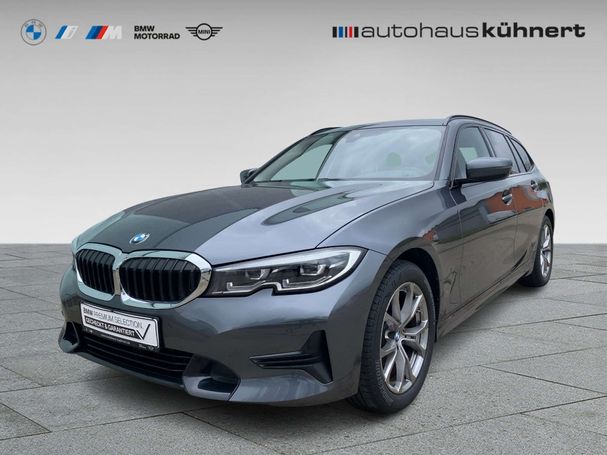 BMW 320i Touring 135 kW image number 1