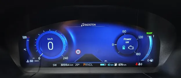 Car image 15