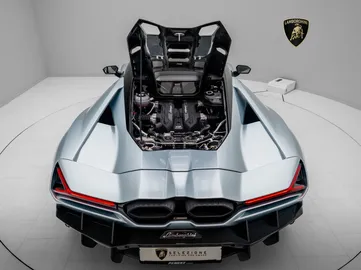 Car image 30