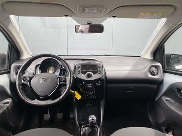 Car image 20