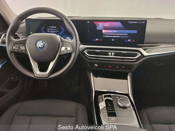 BMW 330 e Touring xDrive 215 kW image number 8