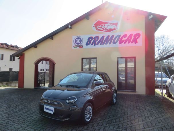 Fiat 500 e Action 70 kW image number 2