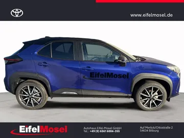 Car image 3