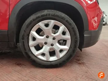 Car image 26