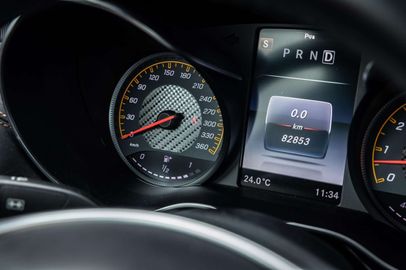 Car image 31