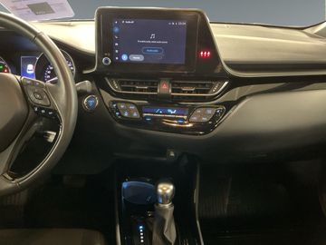 Car image 11