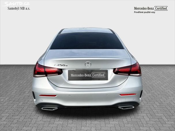 Mercedes-Benz A 250 e 160 kW image number 3