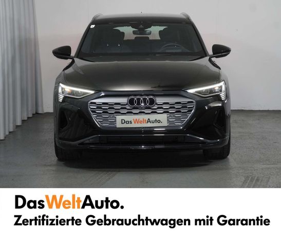 Audi Q8 50 quattro e-tron Advanced 250 kW image number 2