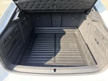 Car image 50