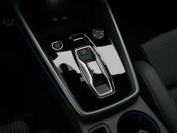 Car image 33