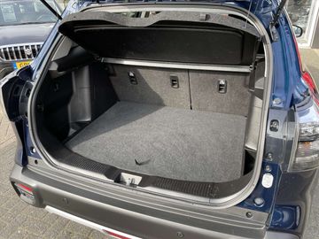 Car image 21