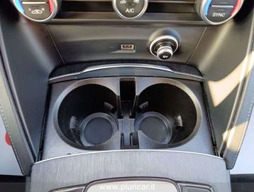 Car image 37