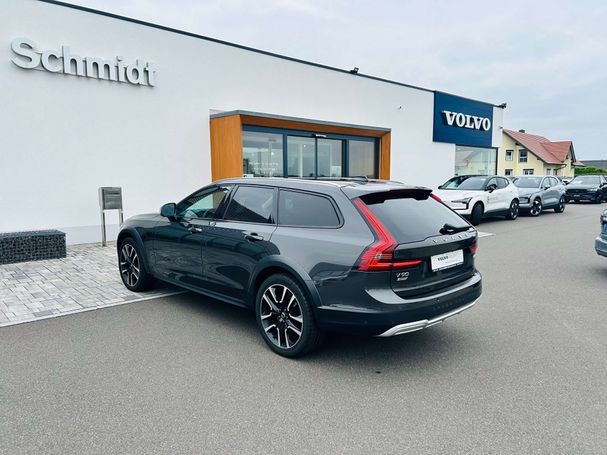 Volvo V90 Cross Country AWD Pro 173 kW image number 7