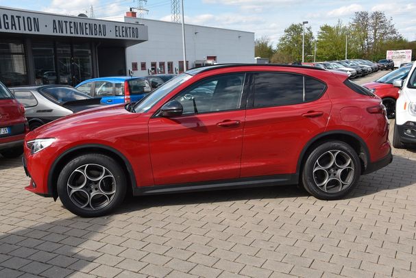 Alfa Romeo Stelvio Q4 B-Tech 154 kW image number 4