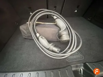 Car image 29
