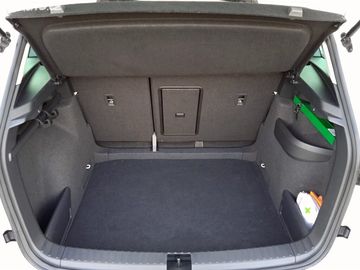 Car image 30