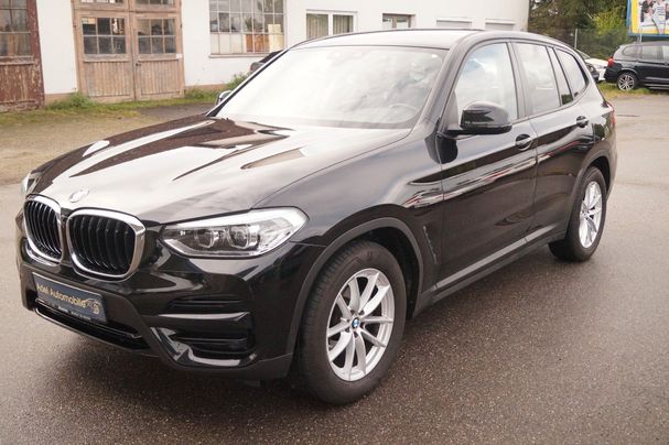 BMW X3 xDrive 140 kW image number 1