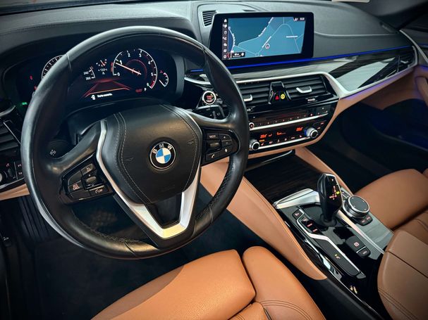 BMW 518d Touring 100 kW image number 12