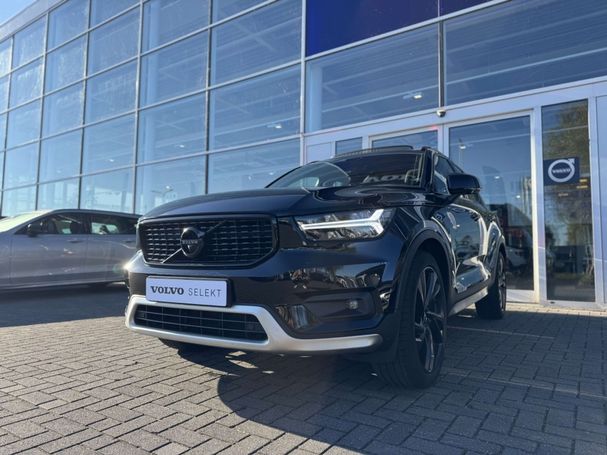 Volvo XC40 B4 R Design 145 kW image number 1