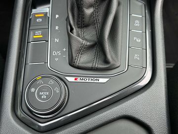 Car image 36