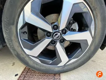 Car image 31