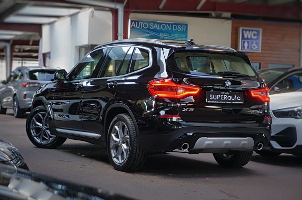 BMW X3 xDrive20d xLine 140 kW image number 7