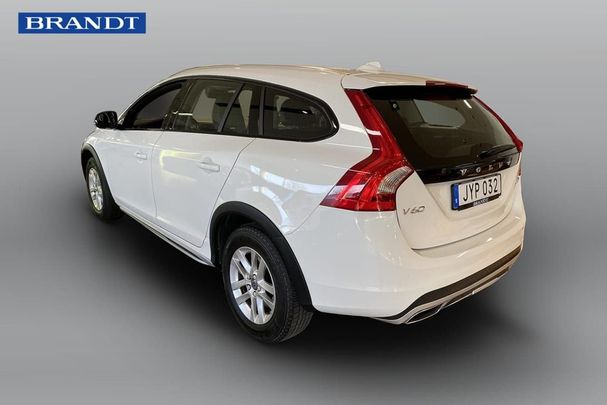 Volvo V60 Cross Country D4 Momentum 141 kW image number 3