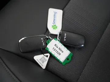 Car image 42