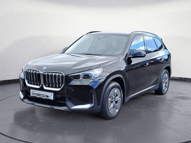 BMW iX1 xDrive30 230 kW image number 1