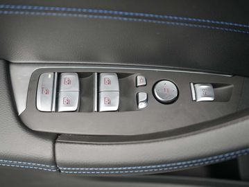 Car image 41