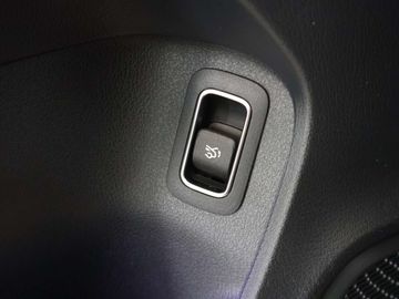 Car image 41