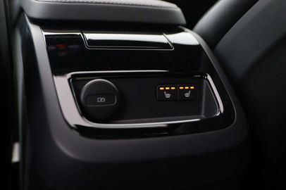 Car image 45