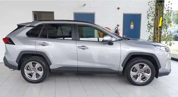 Toyota RAV 4 2.5 Hybrid 131 kW image number 4