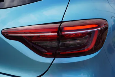 Car image 37
