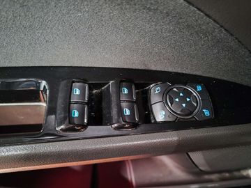 Car image 31