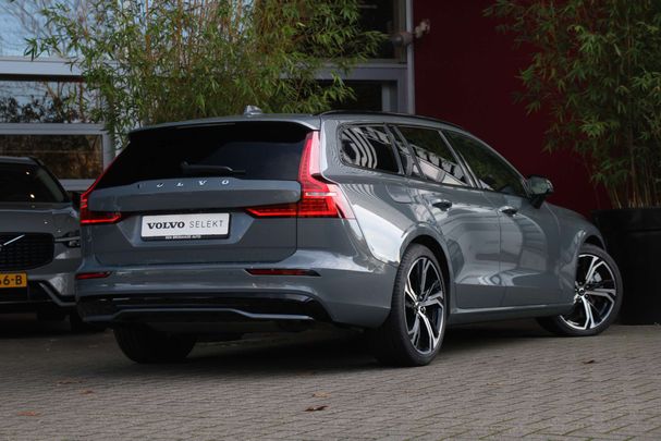 Volvo V60 T6 Recharge AWD Plus 257 kW image number 2