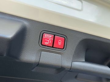 Car image 41