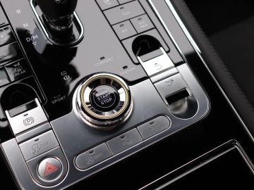 Car image 44