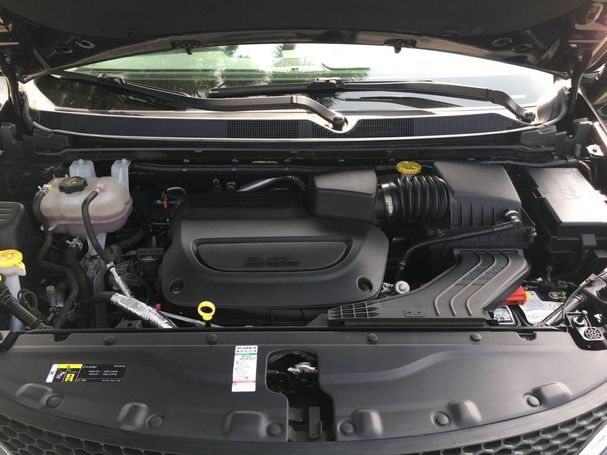 Chrysler Pacifica 214 kW image number 12