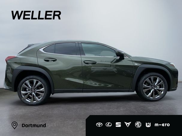 Lexus UX 300h 146 kW image number 18