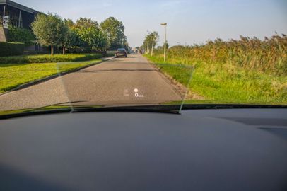 Car image 36