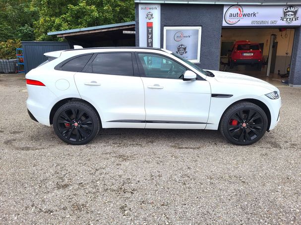 Jaguar F-Pace AWD Portfolio 221 kW image number 21