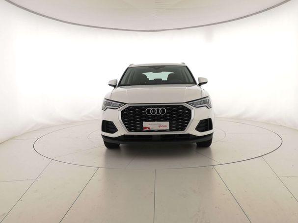 Audi Q3 35 TDI S tronic 110 kW image number 2