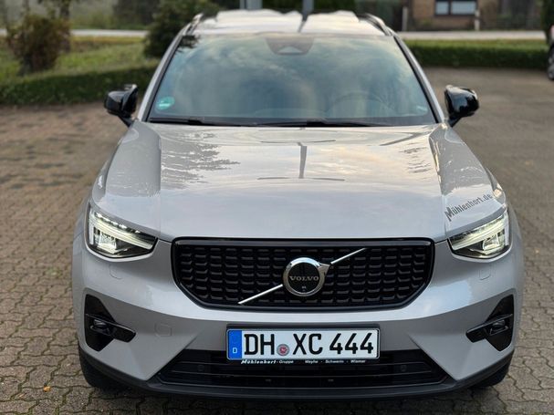 Volvo XC40 B3 Plus Dark DKG 120 kW image number 15