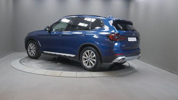 BMW X3 30e xDrive 216 kW image number 4