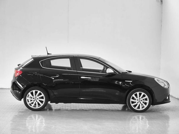 Alfa Romeo Giulietta 1.4 Sport 88 kW image number 3