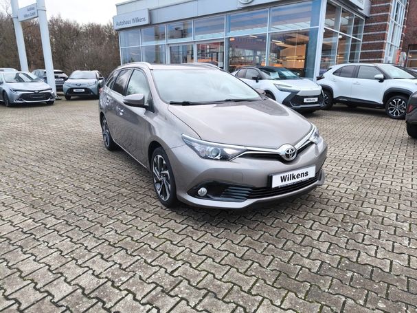 Toyota Auris Touring Sports S Design Edition 85 kW image number 2