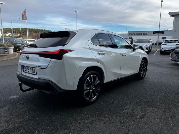 Lexus UX 300h F E-FOUR 146 kW image number 7